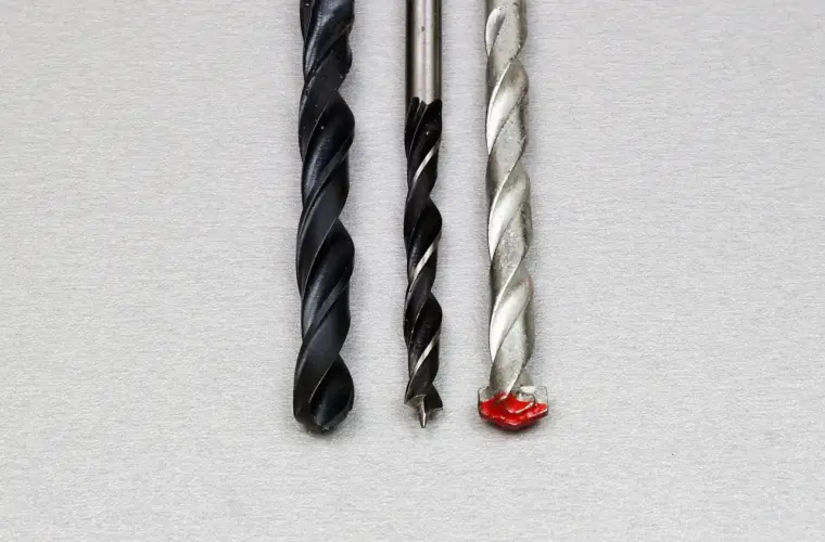 Hvordan kan jeg undgå at mine betonbor knækker?